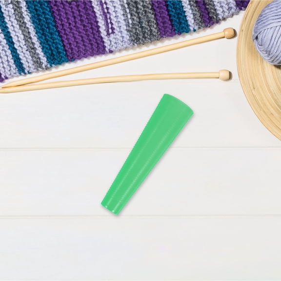 GAXIRE 10Pcs Durable Green Plastic Yarn Bobbins for Embroidery and Weaving with Precise Angle Design