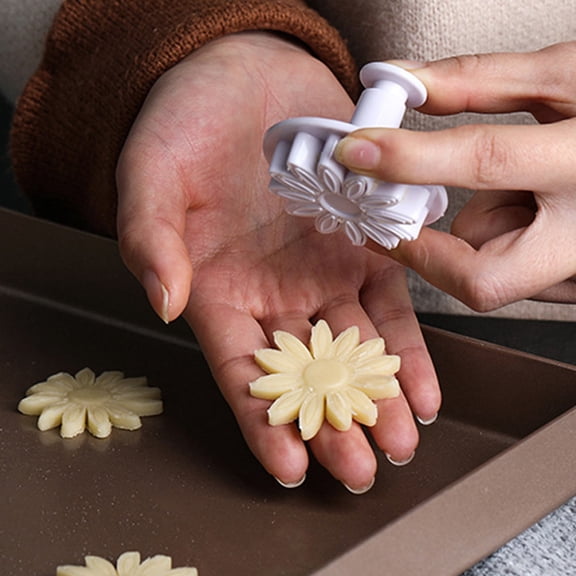 GAXIRE 16Pack Biscuit Moulds White Plastic Spring Pressed for Christmas Baking