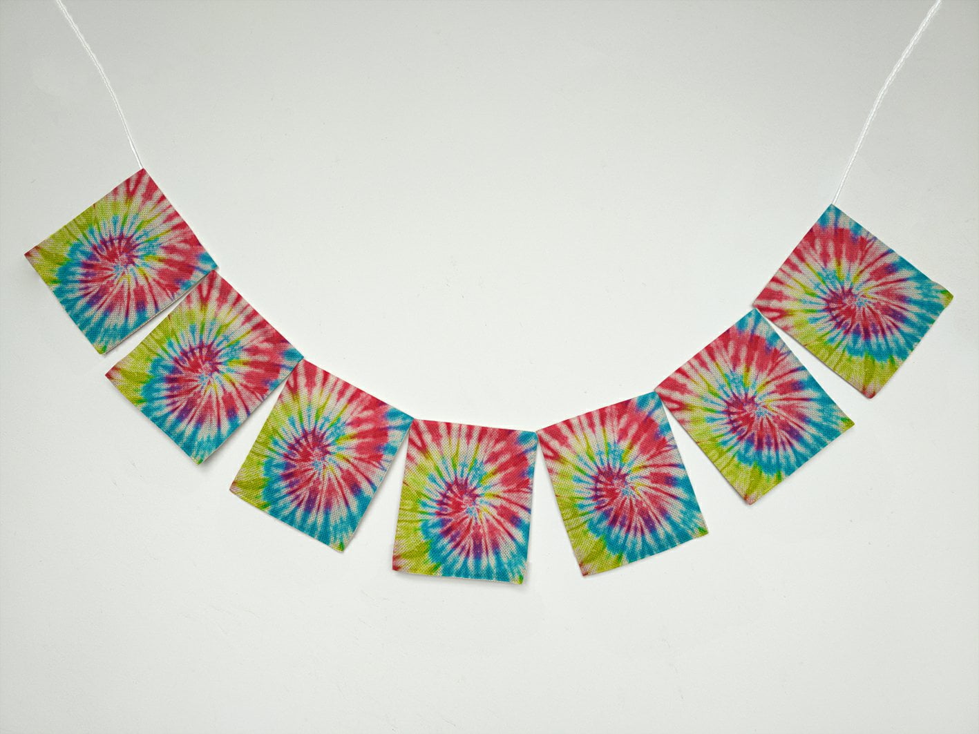 GCKG Popular Rainbow Tie Dye Banner Bunting Garland Flag Sign for Home Family Party Decoration