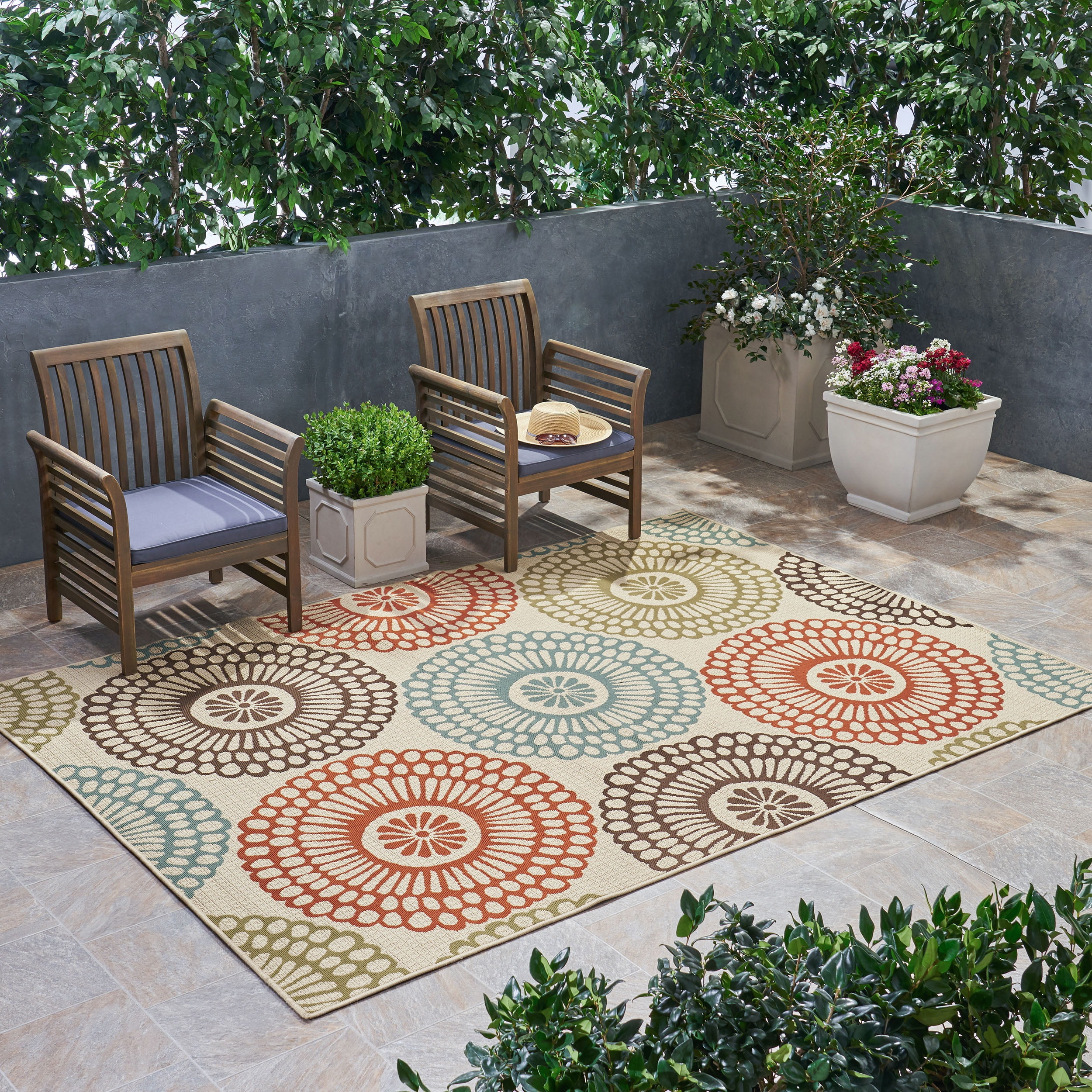 Transform Your Patio: A Guide to Choosing Outdoor Rugs - Rug Goddess
