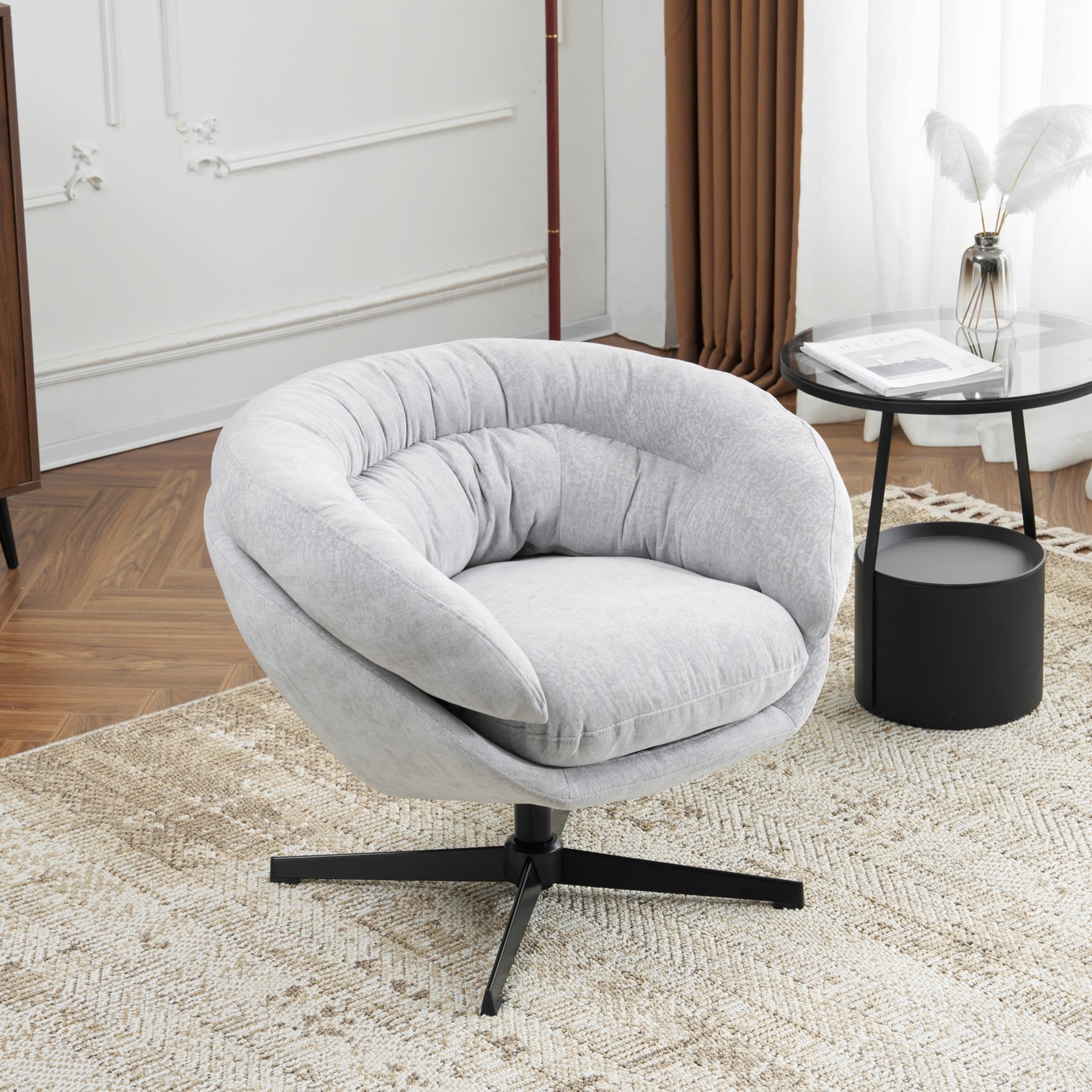 360-Degree Spinning Armchair | Sturdy Base Swivel Chair for Ultimate Comfort