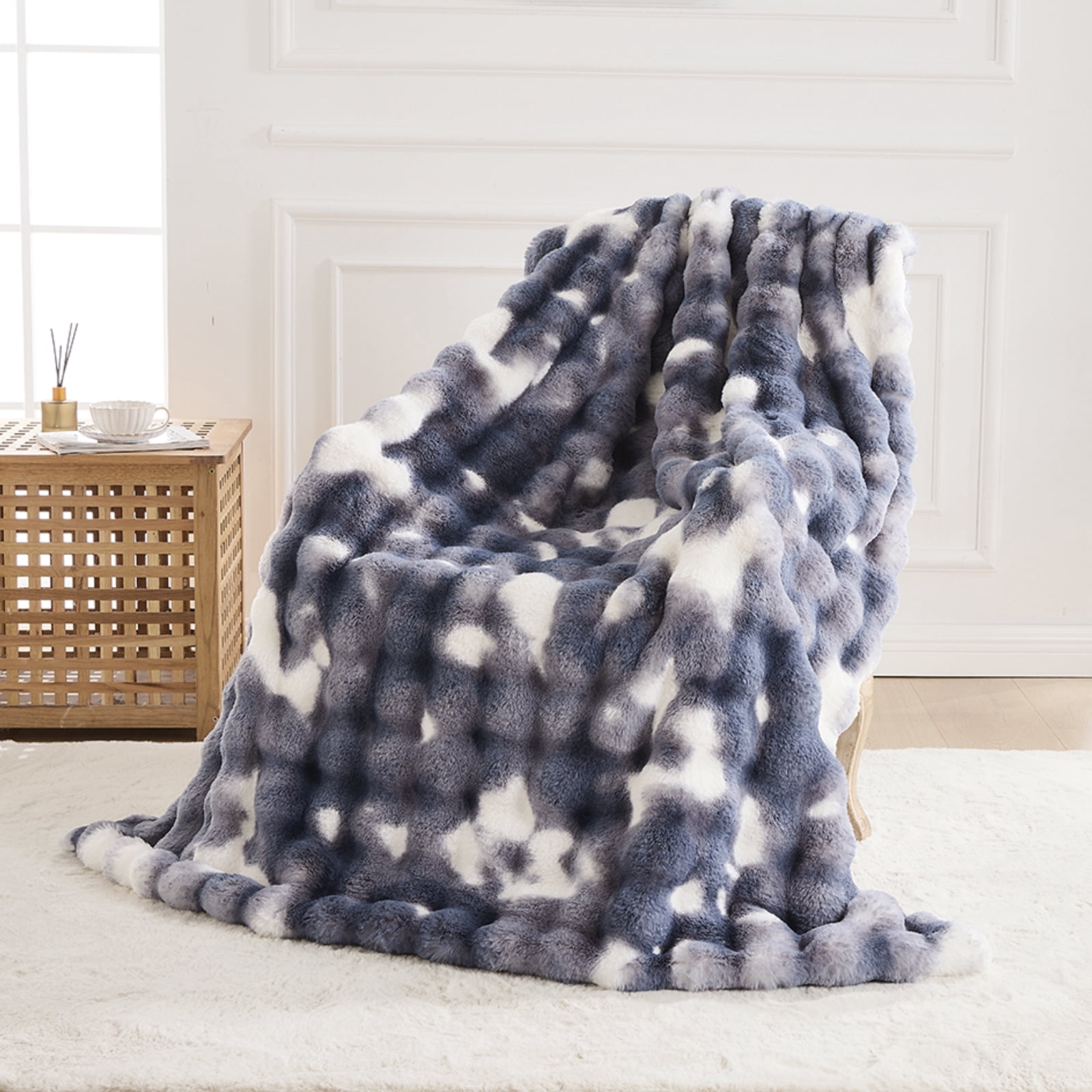 GEMBED Faux Fur Throw Blanket for Couch Fuzzy Soft Plush Thick Bubble Blanket for Living Room, 50x60 inches, Tie Dye Blue