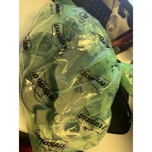 GENUINE Doosan Pump Oil with Dowell, Z612909, P109000315