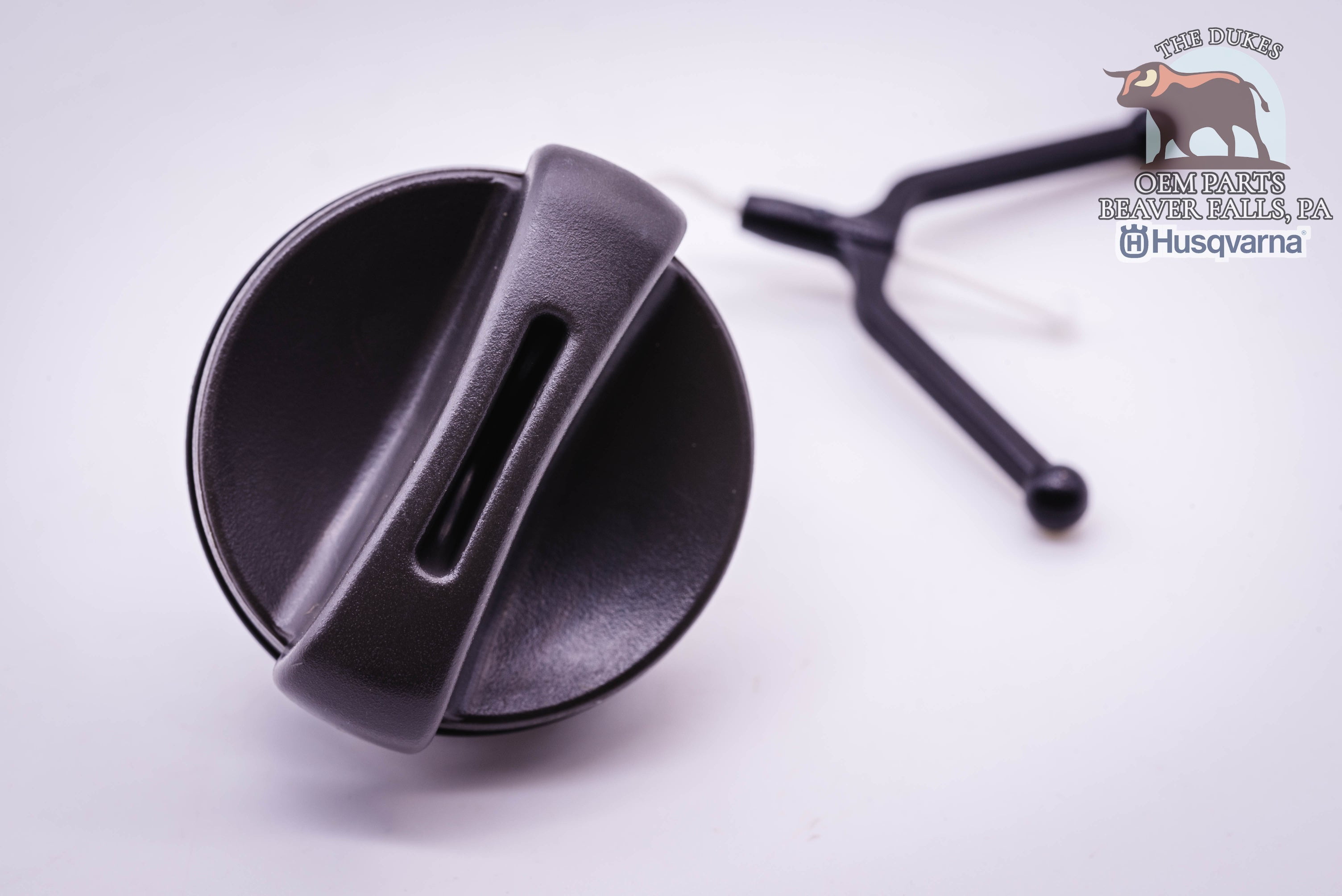 GENUINE HUSQVARNA FUEL CAP FITS 120 130 135 235 236 240 435 440 445 450 544111203