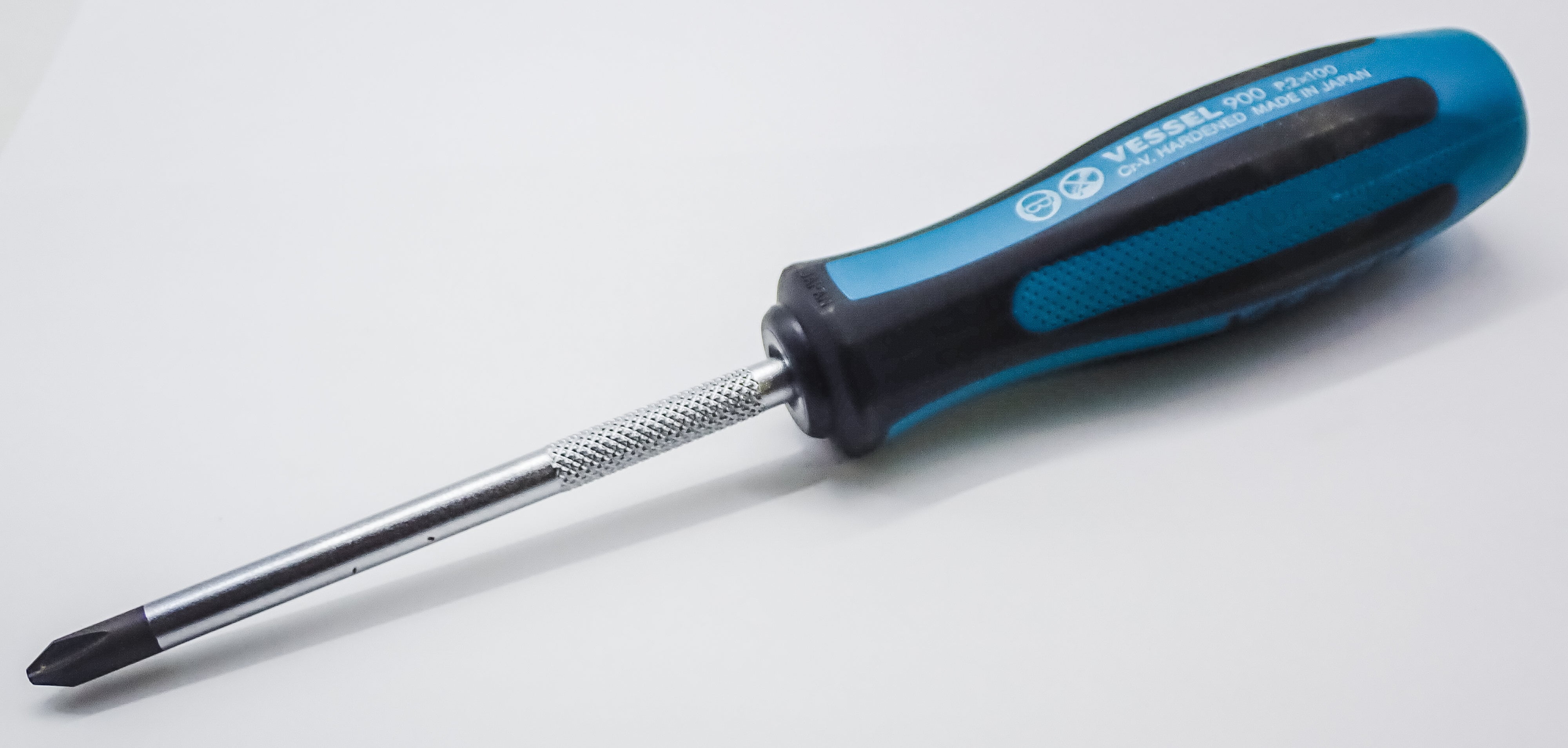 GENUINE VESSEL 2 JIS CROSS POINT SCREWDRIVER 91169