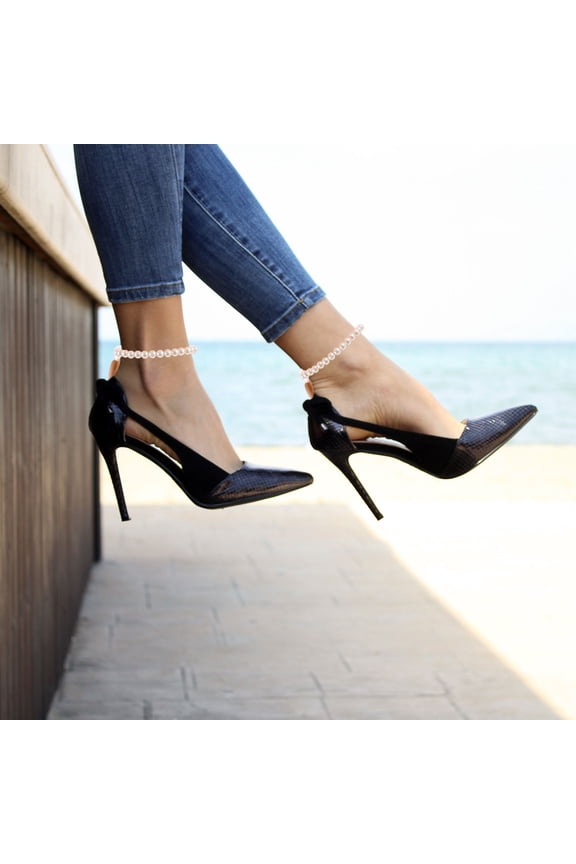 Golden French Style Shoe Chains with Non-Slip Design for Formal Occasions