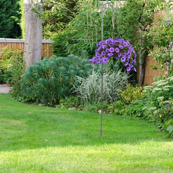 GETAJGHSD 1Pc Garden Inserted Iron Flagpole Hook for Yard Hanging Durable Streetlamp Holder