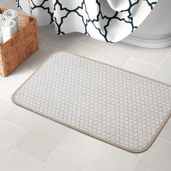 GFJASH-Non Slip Bathroom Rugs with Rubber Backing Super Absorbent Quick Dry Bath Mat Soft Braided Ultra Thin Shower Mat Fit Under Door Floor Bathtub, Easy Care, Machine Washable, 17"x 32", White