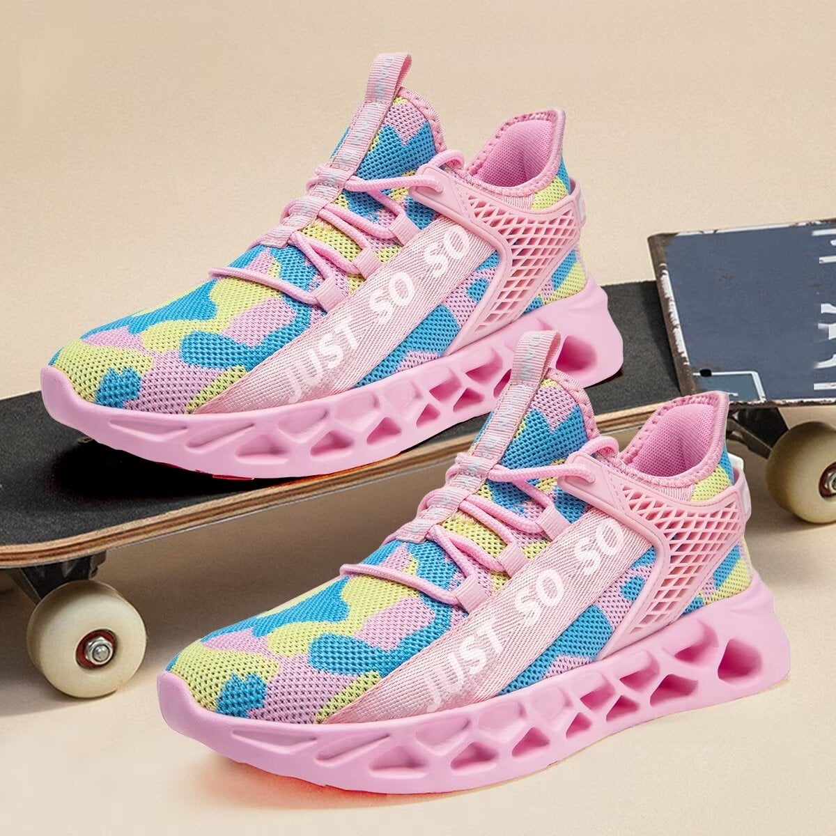 Women's Sports Shoes Multi color Fashion Trend Tennis Shoes