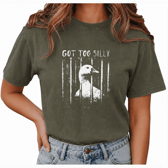 GIFFIMY Womens Funny Silly Duck Vintage Washed T Shirt Crewneck Loose Fit S-2XL Green Top