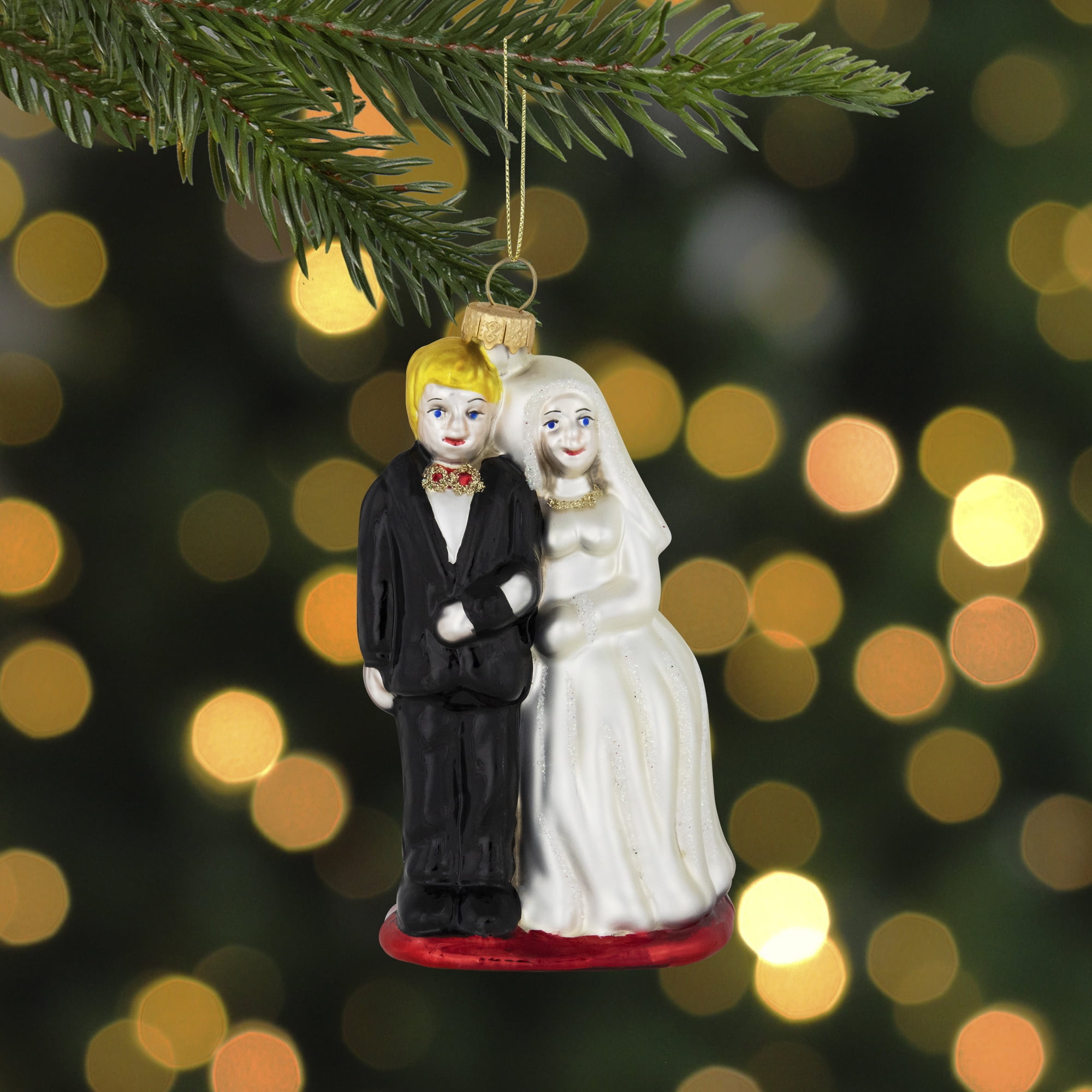Elegant Bride and Groom Glass Wedding Ornament