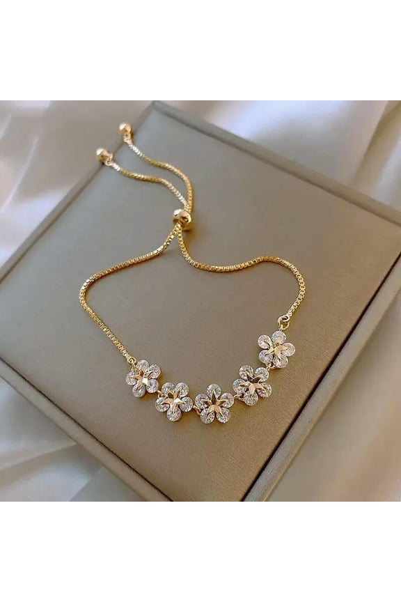 Elegant Rhinestone Flower Push-pull Bracelet Light Luxury Charm Bracelet Gift