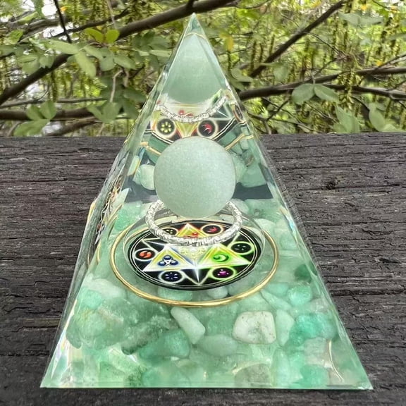 GKNET Green Aventurine Sphere Pyramid Energy Chakra Reiki Aventurine Orgone Pyramid