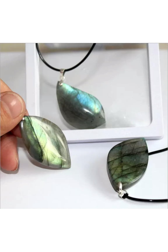 Natural Labradorite Pendant Crystal Necklace Healing Stone Necklace