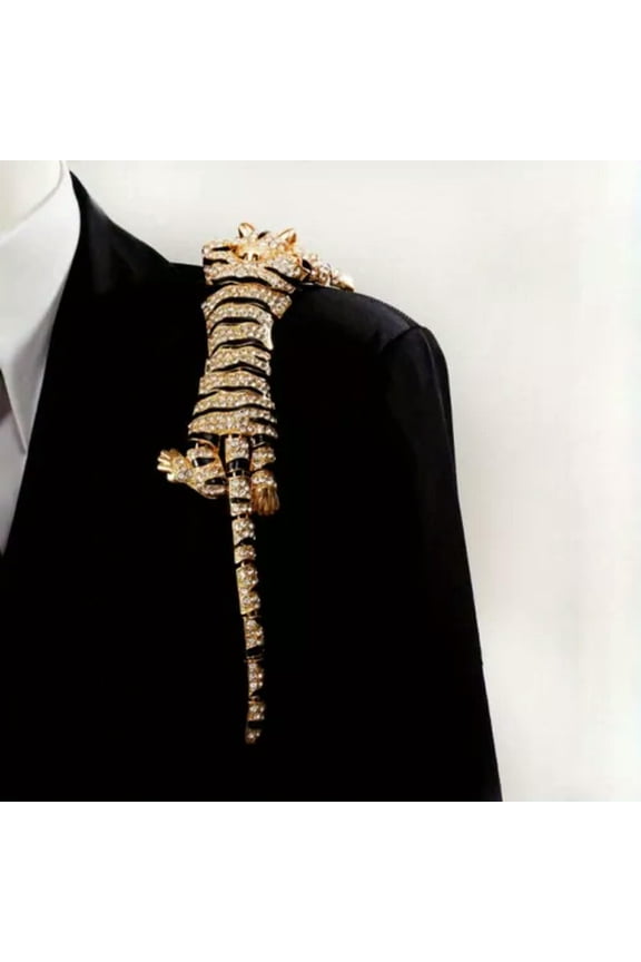 Vintage Exaggerated Tiger Brooch Fashionable Animal Pin with Movable Joints-golden