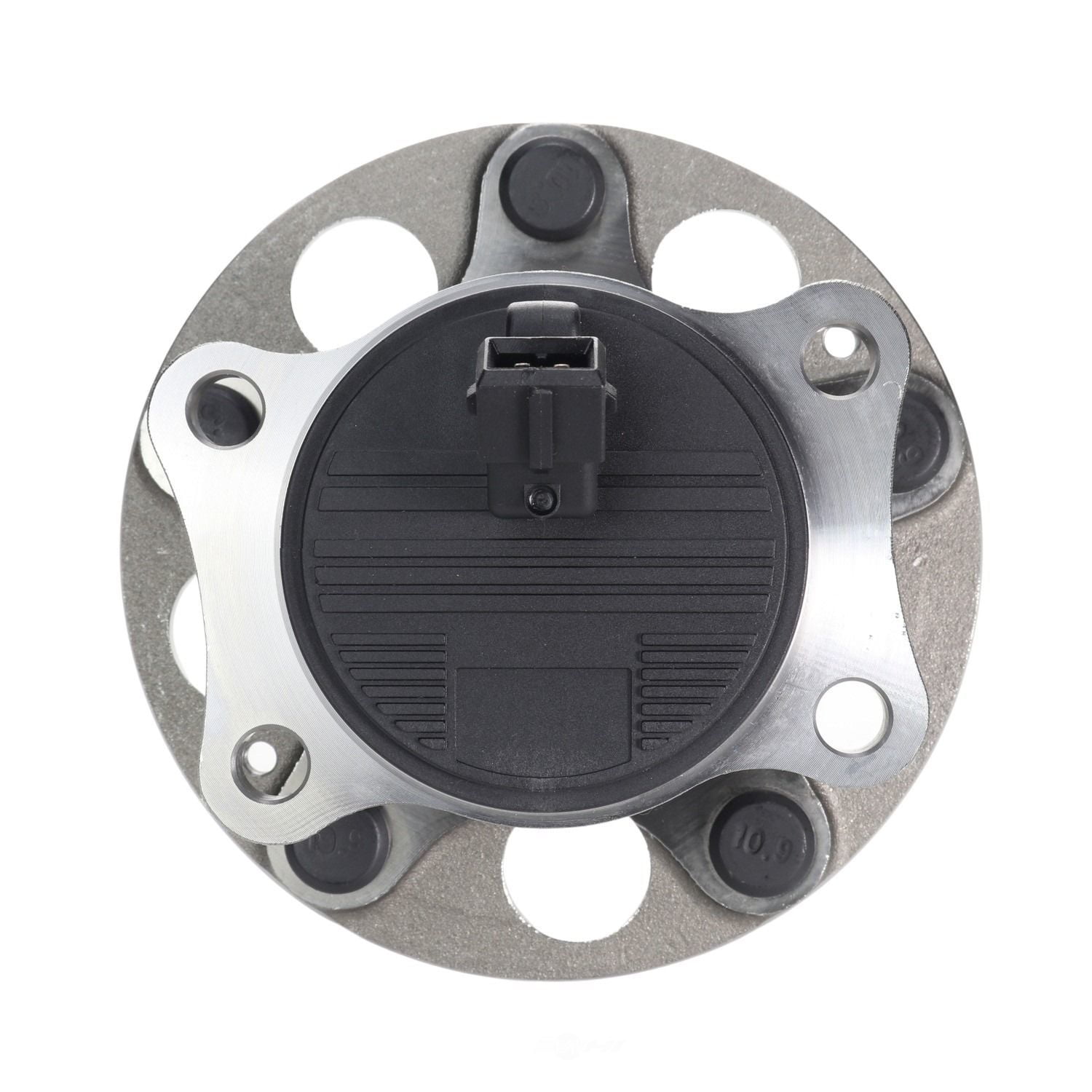 GMB 746-3220 Wheel Bearing & Hub Assembly Fits select: 2017-2020 HYUNDAI ELANTRA, 2018-2021 HYUNDAI KONA