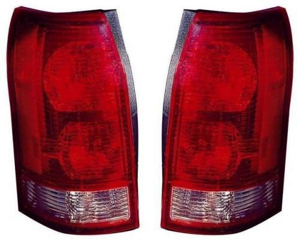 GOPARTS PAIR/SET Replacement for 2002 2007 Saturn Vue Rear Tail