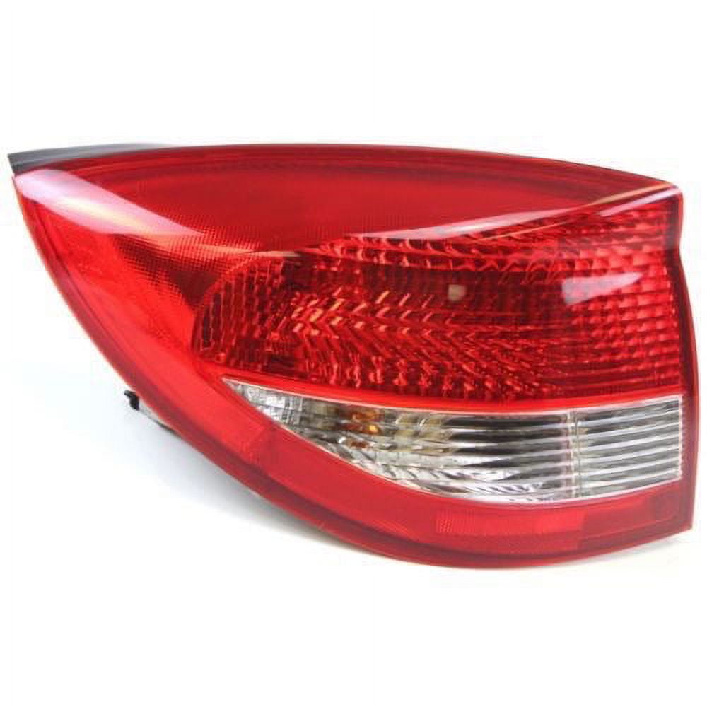 GOPARTS Replacement for 2003 2005 Kia Rio Rear Tail Light Lamp