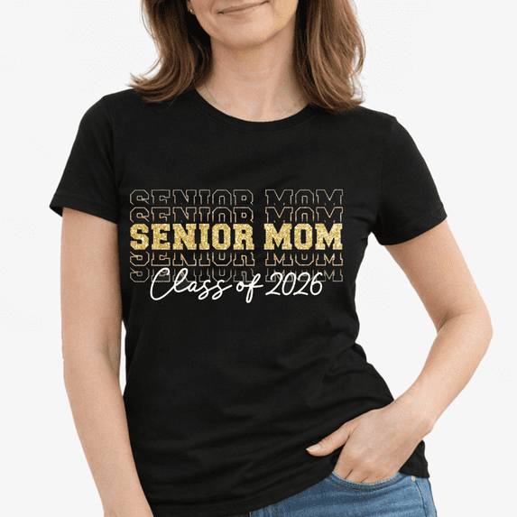 GODMERCH Proud Mom of 2026 Graduate T shirt, Graduation Shirt for Mom, Comfortable Tee Top