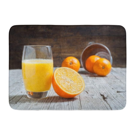 GODPOK Pulp Fresh Oranges Cut on Wooden Base Drink Natural Rug Doormat Bath Mat 23.6x15.7 inch