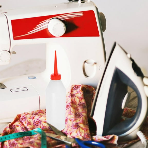 GOOHOCHY 2 Pcs Lubricant Spray Sewing Machine Oiler 26.00X6.60X6.60CM Red