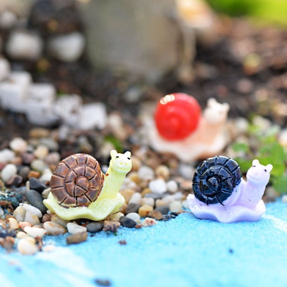GOOHOCHY 3Pcs Miniature Snail Decoration Realistic Animal Figures for Balcony Yard