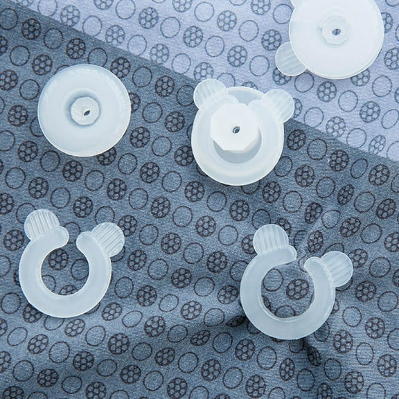 GOOHOCHY Durable Plastic Quilt Clips for Home Bed Sheet Holder Keeps Comforter in Place 8 Pieces