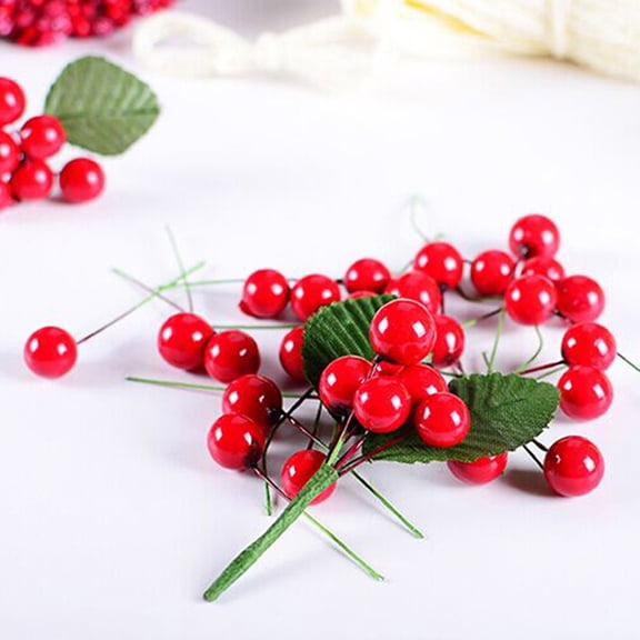 GOOHOCHY Red Artificial Berries for Christmas Home Decor Made of Foam Realistic Decoration 100pcs 12mm