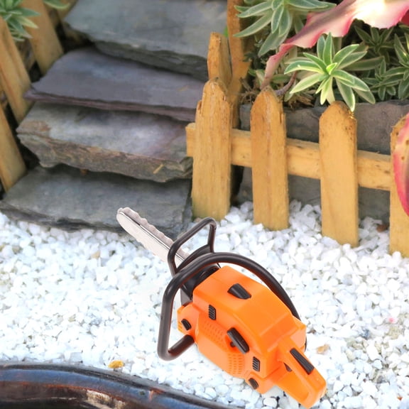 GOOHOCHY Simulated Chainsaw Prop Mini Chainsaw Model Mini House Chainsaw Figurine Mini House Decor
