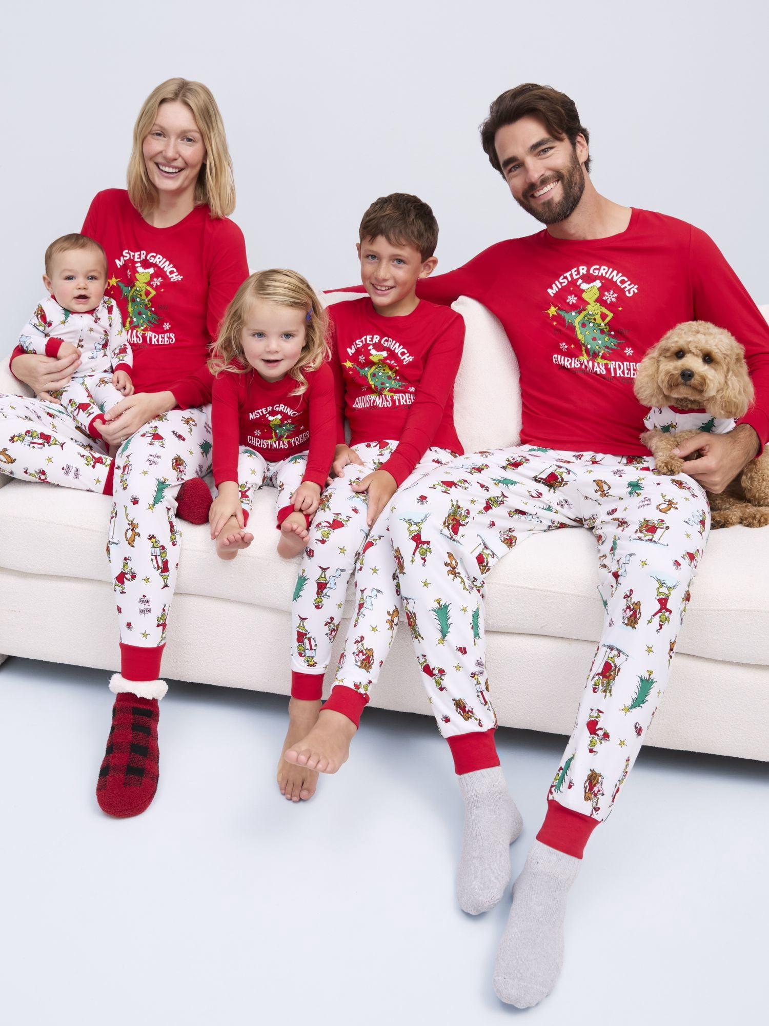 Dr. Seuss Grinch Men's Matching Family Pajamas Top and Pants Set, 2-Piece, Sizes S-3XL