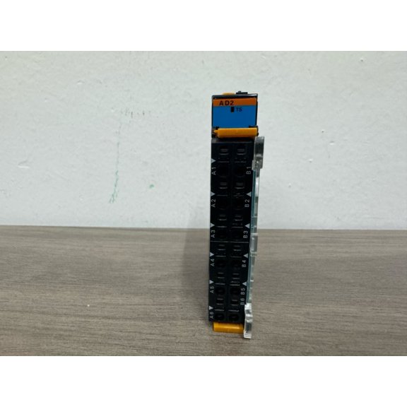 GRT1-AD2 NEW OMRON GRT1AD2 PLC Module