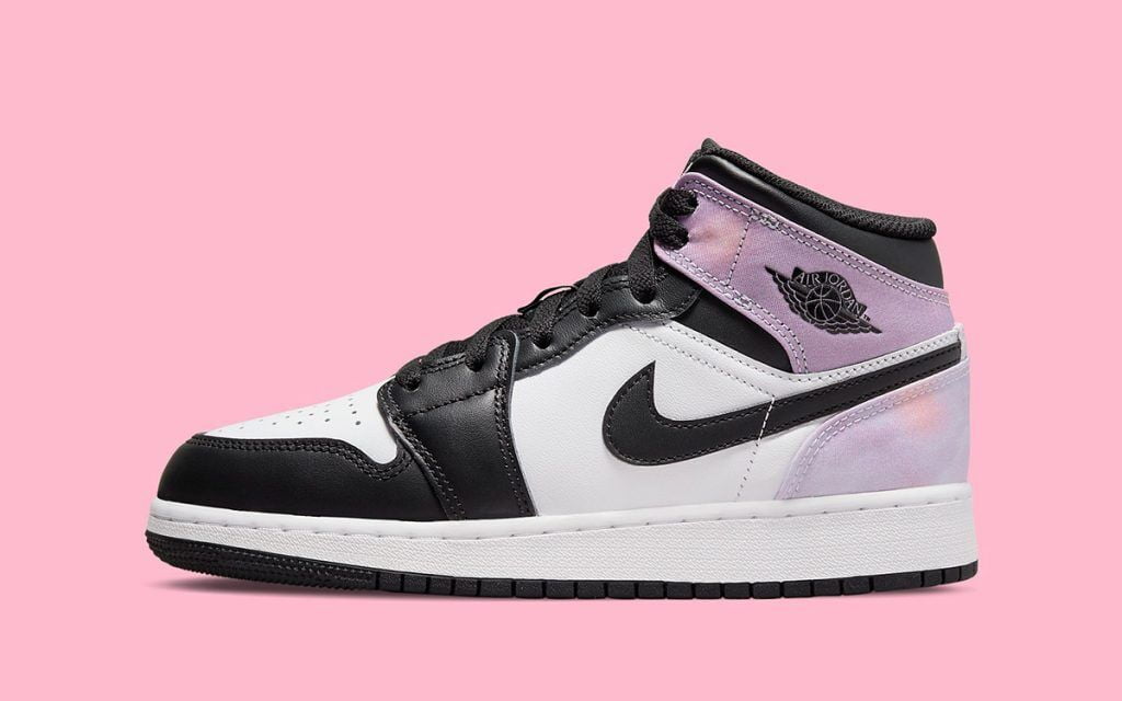 Big Kid s Jordan 1 Mid SE Zen Master Black Bleached Coral White DM6216 001 5 Walmart