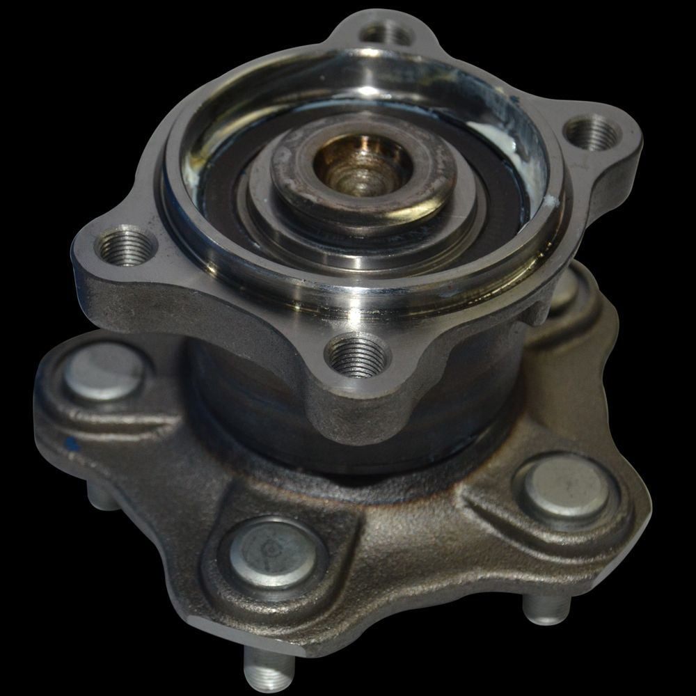 GSP Front Wheel Bearing Hub Assembly For 2021-22 Nissan Kicks & 2020-22 Sentra