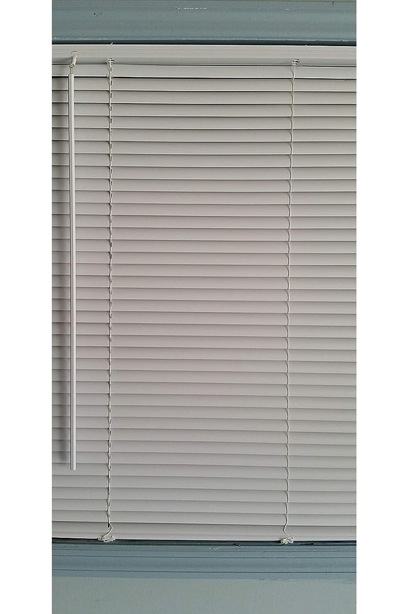 - 1" Light Filtering Blind 27" W X 64" L - Cordless - White