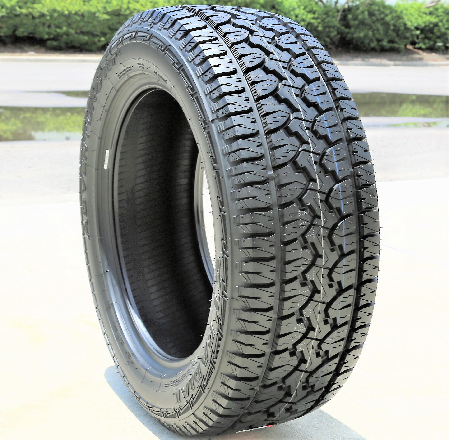 ロボット mg GT Radial Adventuro AT3 All-Terrain Light Truck Tire, LT235