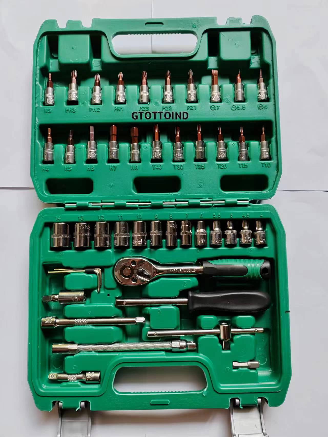 GTOTTOIND Socket Set for Auto Repairing,46pcs 1/4in Socket Set Ratchet