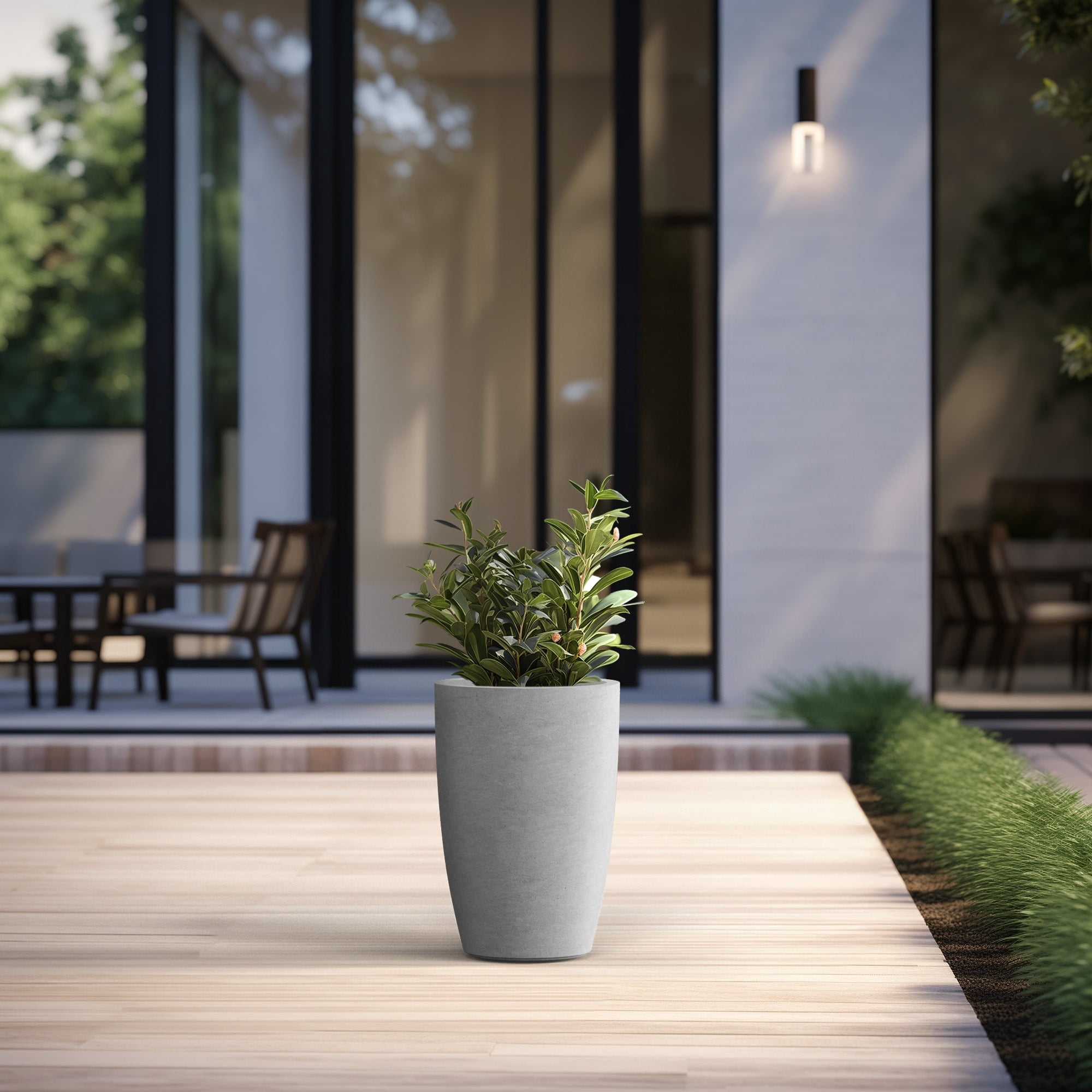 GUAGNDONG CREATIVE STONE GARDEN DECORATION CO.,LTD Tall Concrete Round