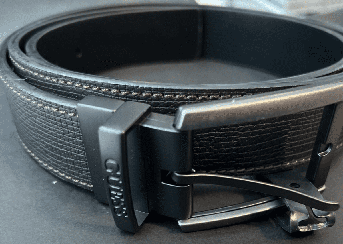 GUESS Black /Black Texture Reversible Belt w/ Metal Buckle 