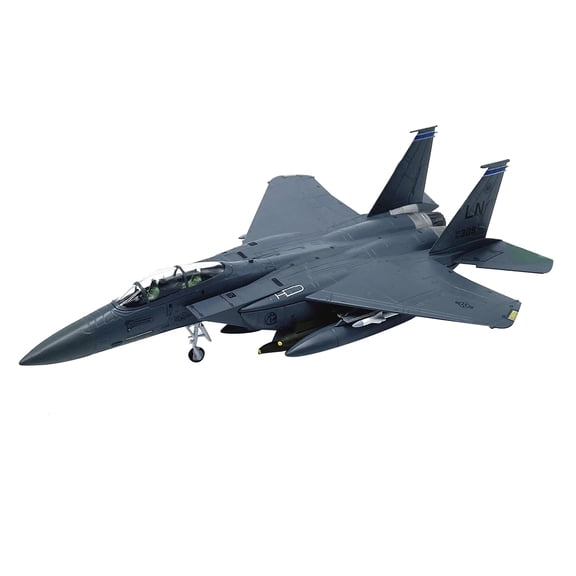 GUYUTING 1:100 Scale F-15E Strike Eagle Fighter Replica With Display Stand For Aircraft Enthusiast Collection Festival Present Decoration