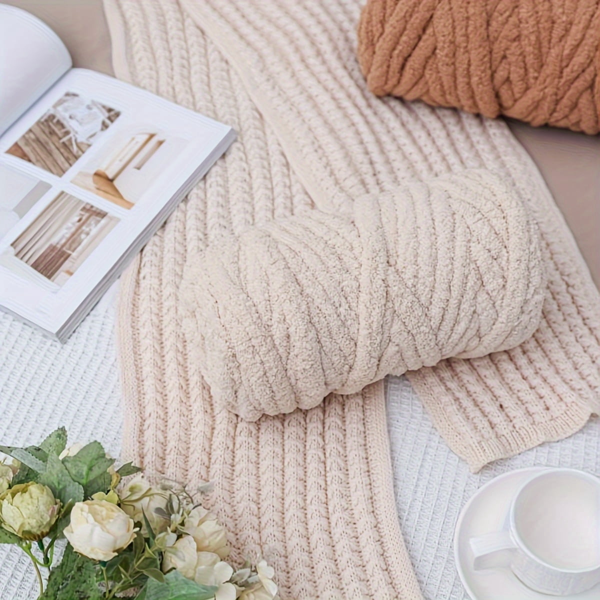 GYTY 500g Super Soft Chenille Yarn - 100% Polyester, Handwoven & Knit, Ideal for DIY Projects like Blankets, Scarves, Hats - Durable, No-Pill, Shrink-Resistant in Assorted Colors, Chunky Yarn