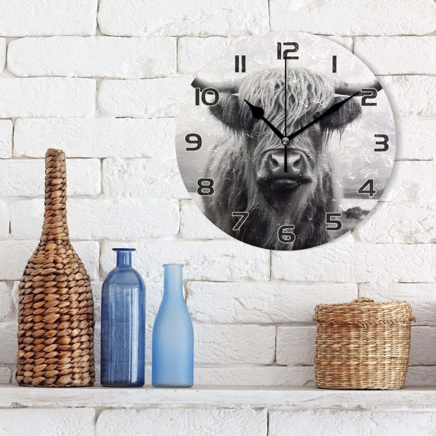 GZHJMY Highland Cow Clock, Silent Round Wall Clock, Non Ticking Battery