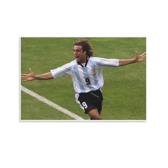 Gabriel Batistuta Football Player Poster Canvas Art Poster and Wall Art Picture Print Modern Family bedroom Decor Posters 16x24inch(40x60cm)