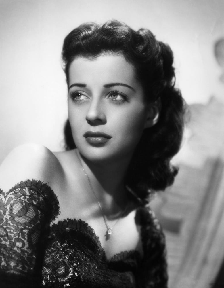 Gail Russell Canvas Art - (16 x 20)