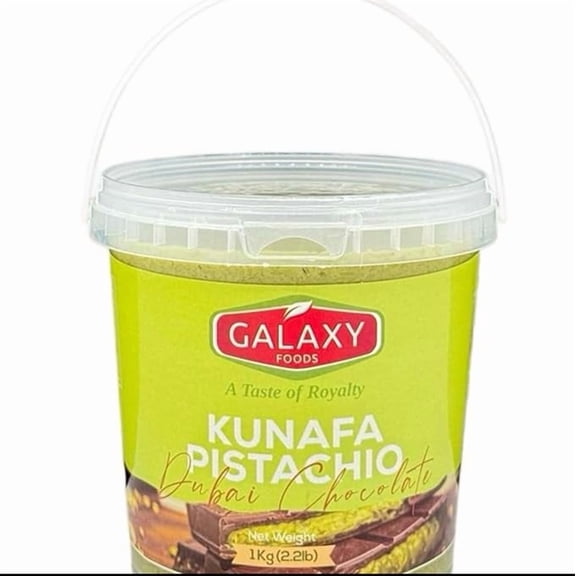 Galaxy Dubai Pistachio Chocolate Bar Filling- Pistachio Cream with Crispy Kataifi Premium Crunchy Spread for Gourmet Dessert Spread 2.2 Lb (1kg)