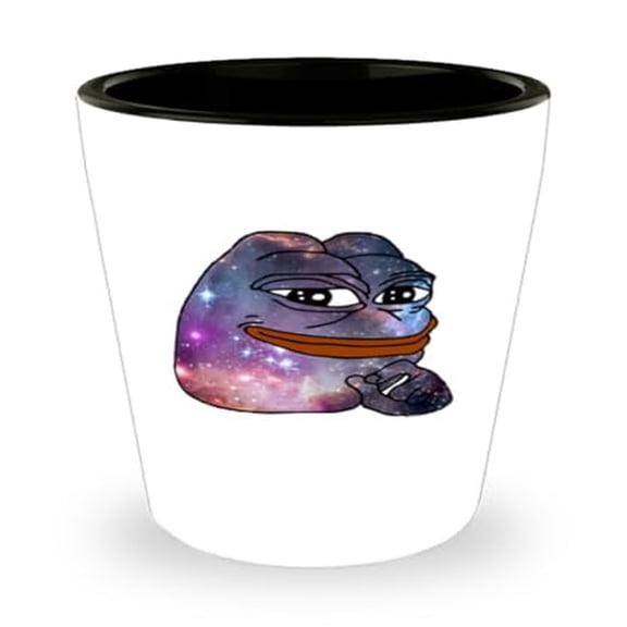 Galaxy Frog Toad Shot Glass, Unique Amphibian-Themed Mini Glassware, Perfect 1.5oz Cup Gift for Nature and Wildlife Lovers