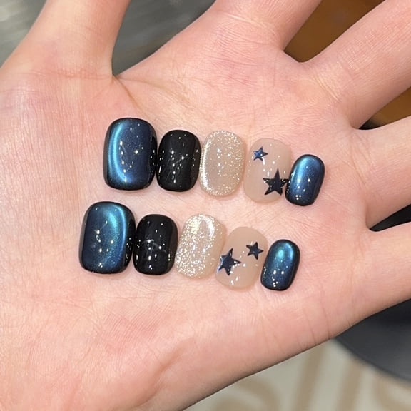 [Galaxy Sea] Blue gentle cat eye white pure hand-worn nail short nail patch fake nail piece