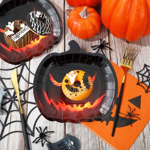 Gallickan 10 Pack 7-Inch Pumpkin Shaped Halloween Paper Plates, Spooky Disposable Tableware for Party Lunch Dinner