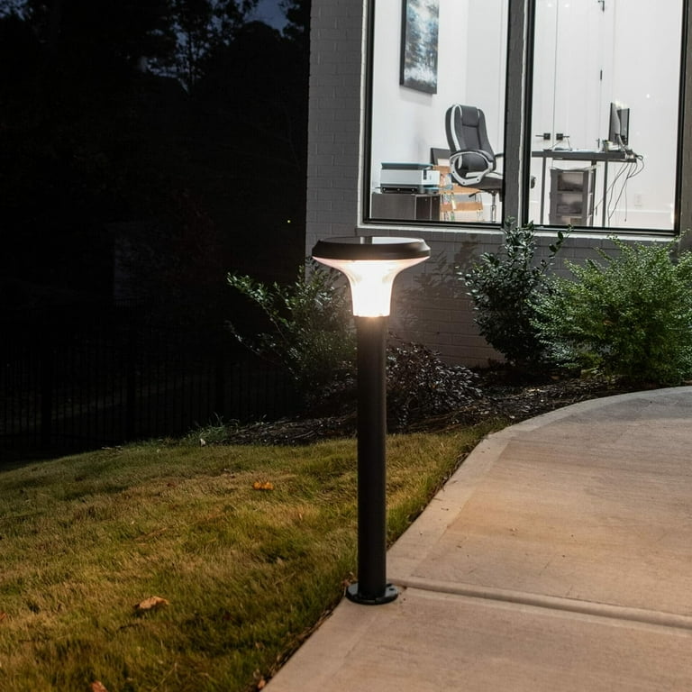 Gama Sonic Vantage Solar Commercial Garden Solar Pathway Bollard Light 1 Pack Walmart