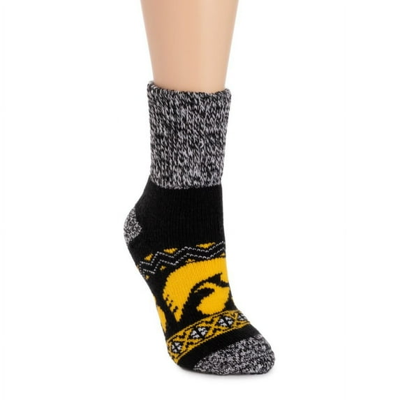 Game Day by MUK LUKS Unisex Short Heat Retainer Socks, Iowa, One Size Fits Most