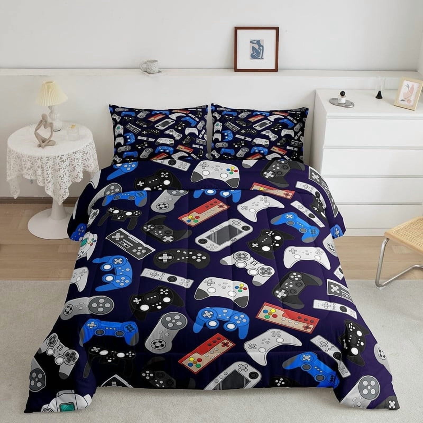 Gamer Comforter Set Full/Queen - Soft Lightweight Video Game Bedding for Boys, Girls, Teens - Modern Gaming Duvet Cover with Gamepad & Controller Design - Cool Gamer Room Decor for Kids & Teens